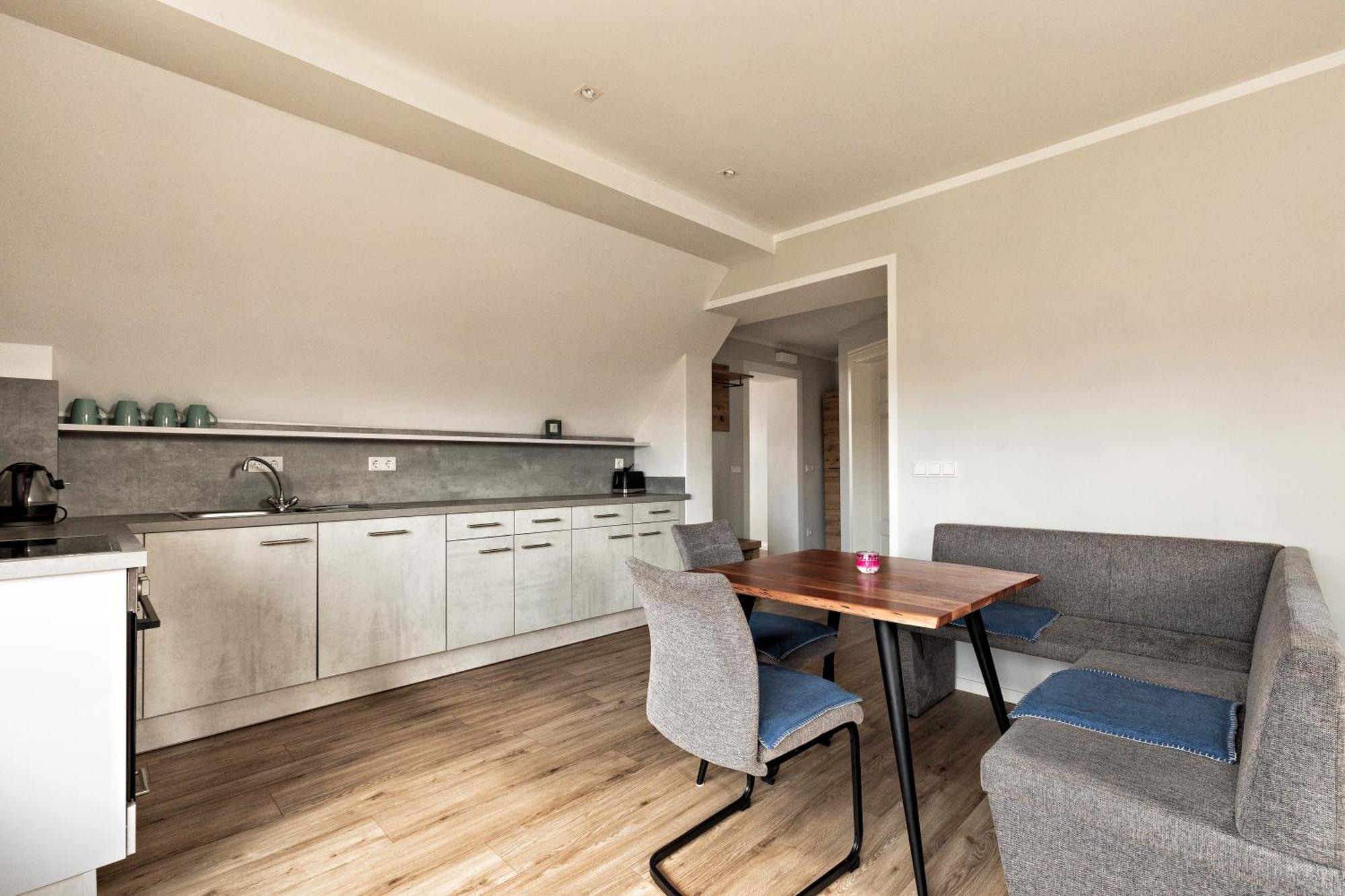 Apartment Edelgard *