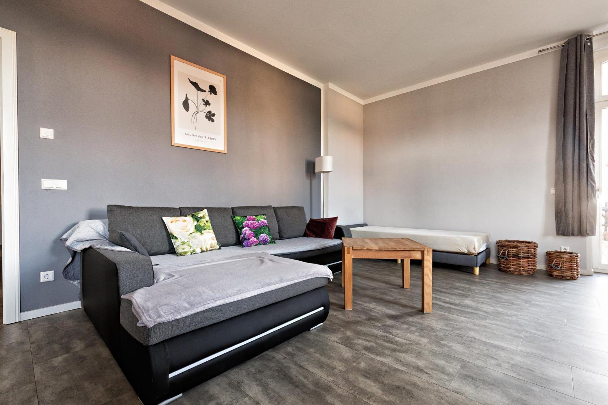 Edelgard Apartment Droyssig
